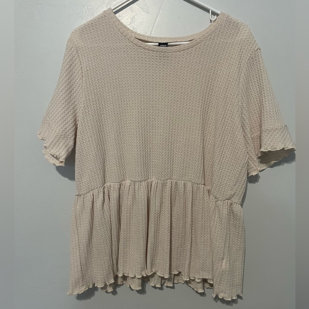 NWOT CREAM TOP